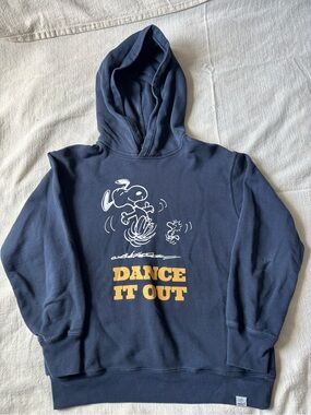 Uniqlo Youth “Dance It Out" Snoopy Graphic Hoodie